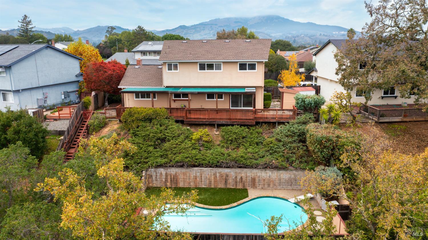 Detail Gallery Image 33 of 36 For 28 Monroe Ct, Novato,  CA 94947 - 4 Beds | 2/1 Baths