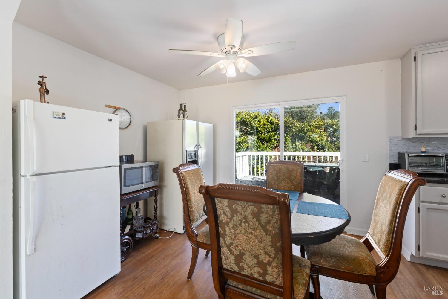 Detail Gallery Image 10 of 30 For 19894 Mountain Mdws, Hidden Valley Lake,  CA 95467 - 2 Beds | 2 Baths