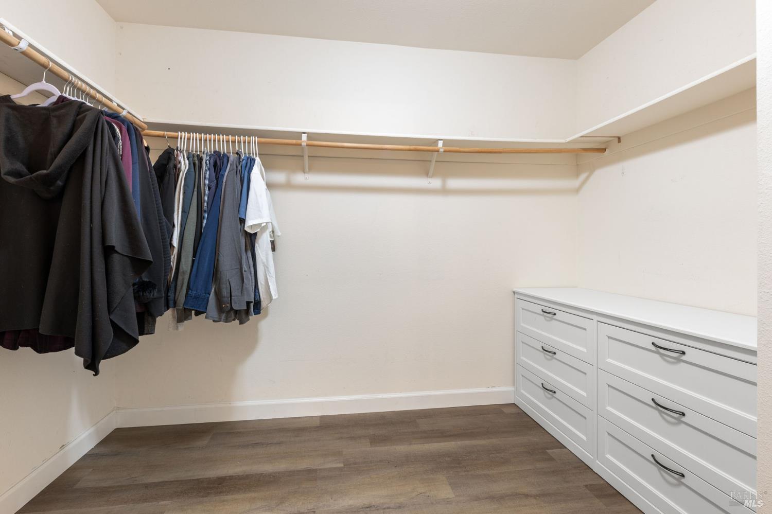 Detail Gallery Image 31 of 54 For 1049 Woodcrest Ct, Vacaville,  CA 95688 - 4 Beds | 3 Baths