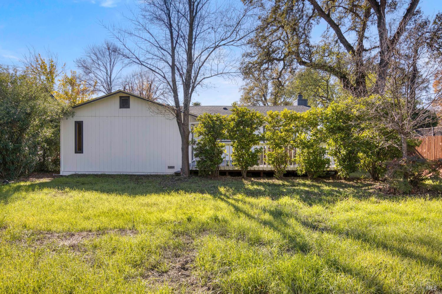 Detail Gallery Image 28 of 30 For 19894 Mountain Mdws, Hidden Valley Lake,  CA 95467 - 2 Beds | 2 Baths