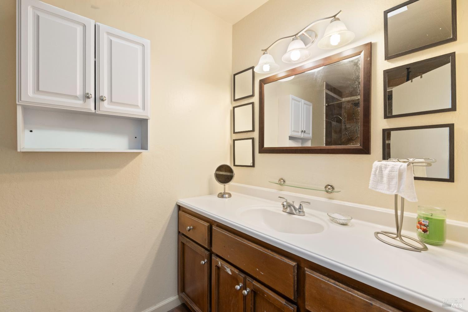 Detail Gallery Image 17 of 30 For 19894 Mountain Mdws, Hidden Valley Lake,  CA 95467 - 2 Beds | 2 Baths