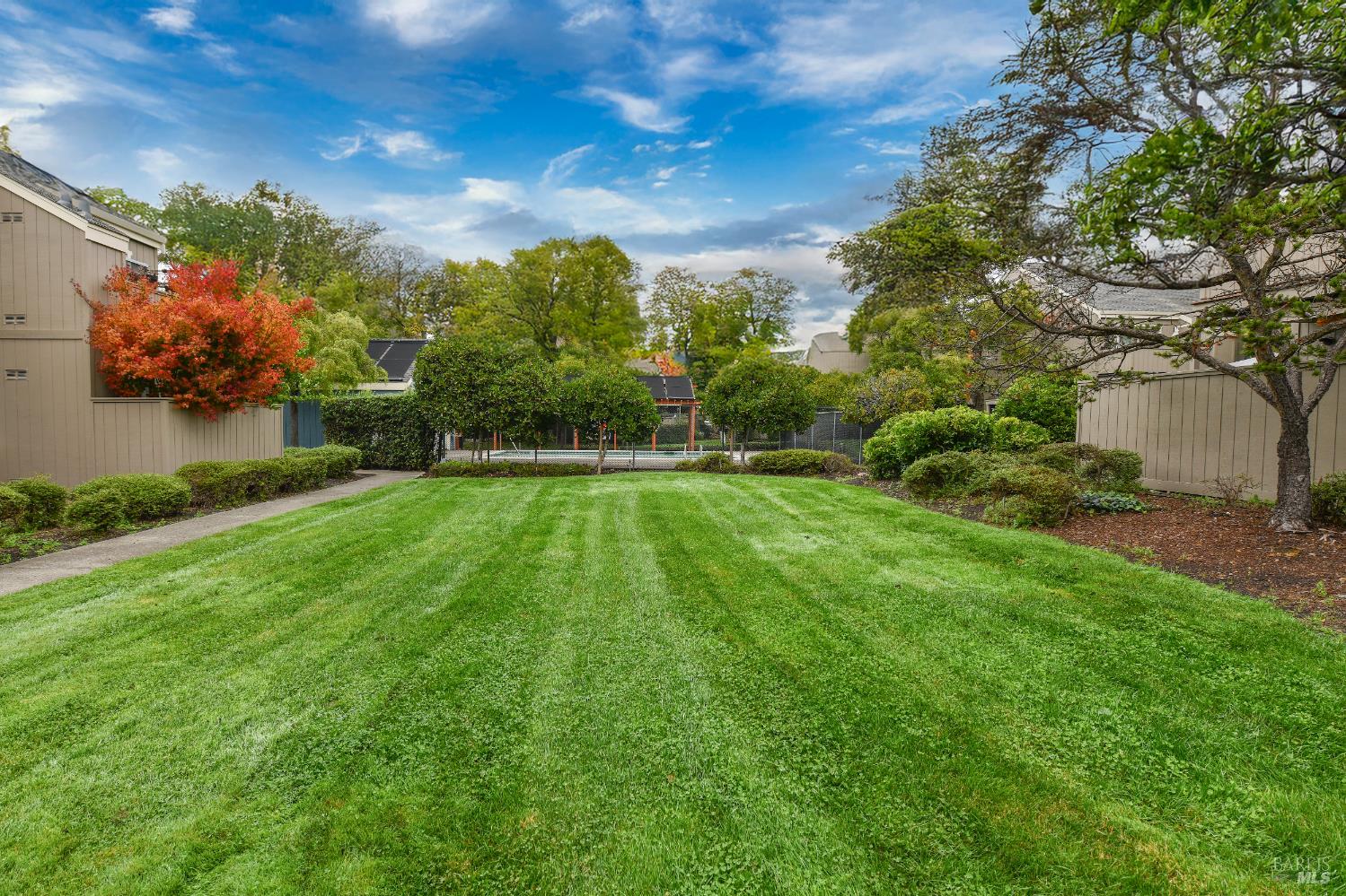 Detail Gallery Image 25 of 26 For 7755 Camino Colegio Dr, Rohnert Park,  CA 94928 - 2 Beds | 2 Baths