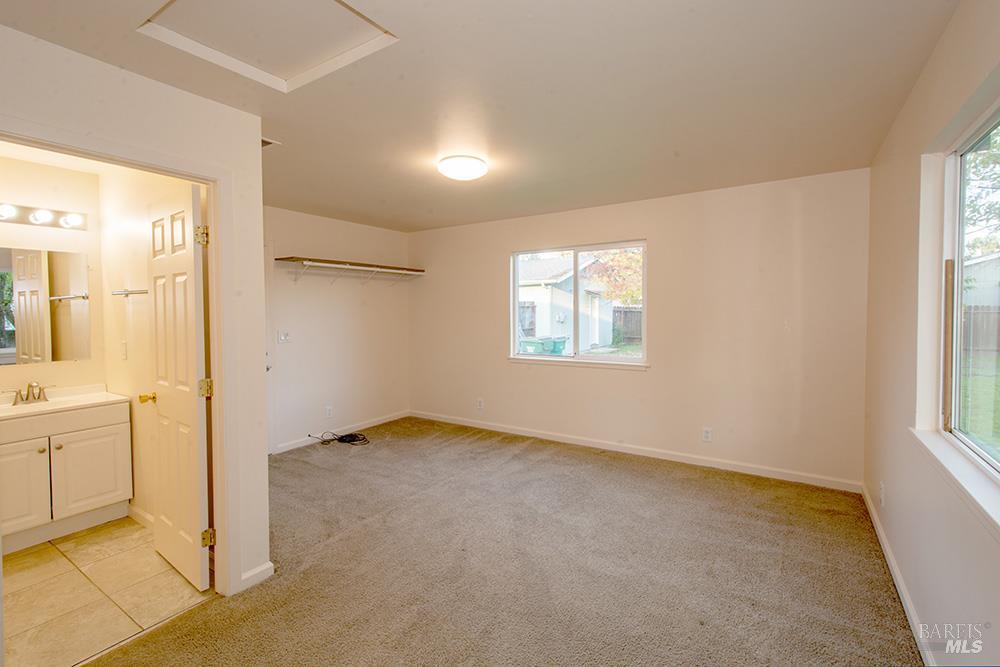 Detail Gallery Image 14 of 22 For 19191 Arnold Dr, Sonoma,  CA 95476 - 3 Beds | 2/1 Baths