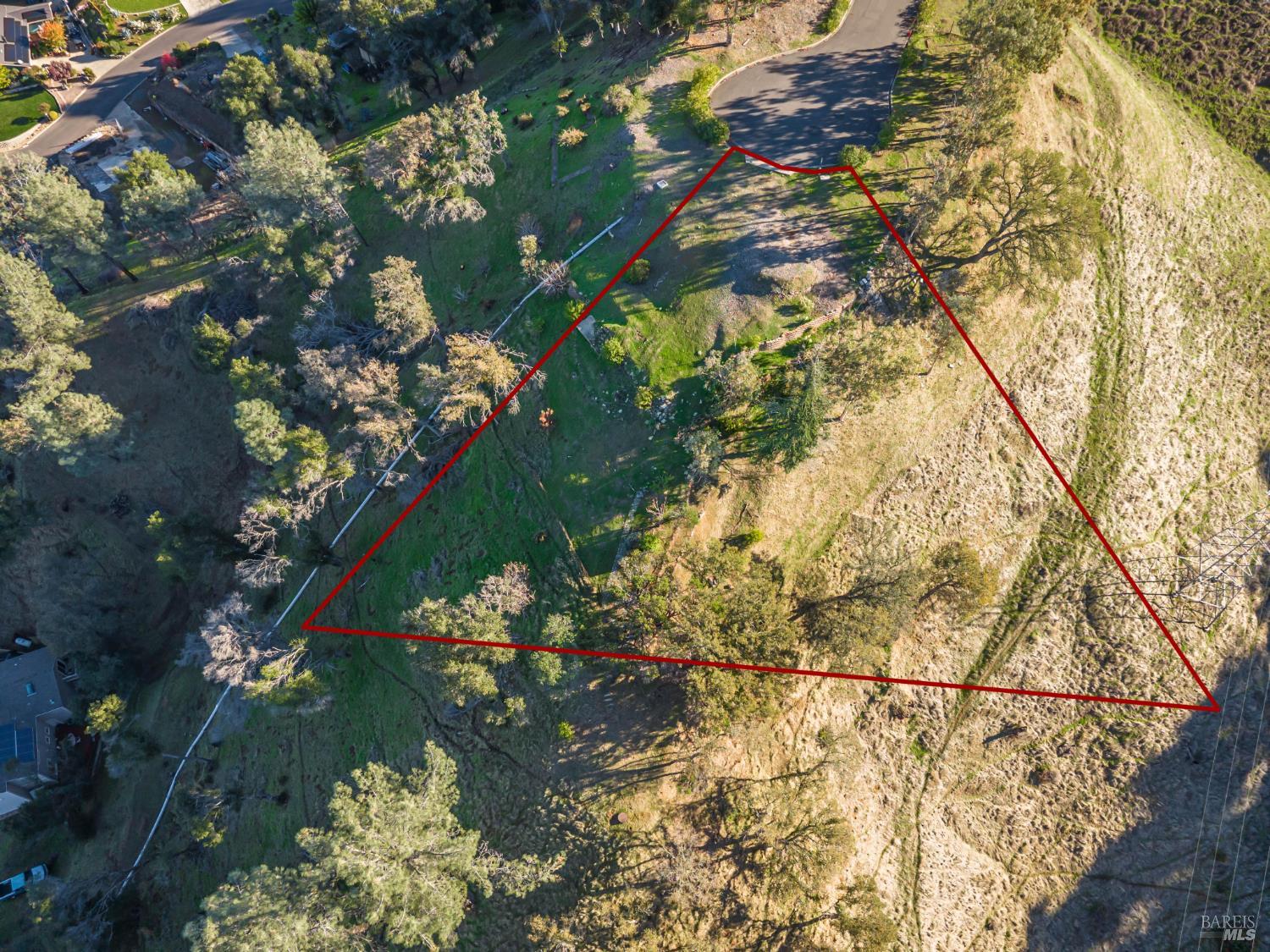 Detail Gallery Image 5 of 43 For 135 Poppy Ln, Napa,  CA 94558 - – Beds | – Baths