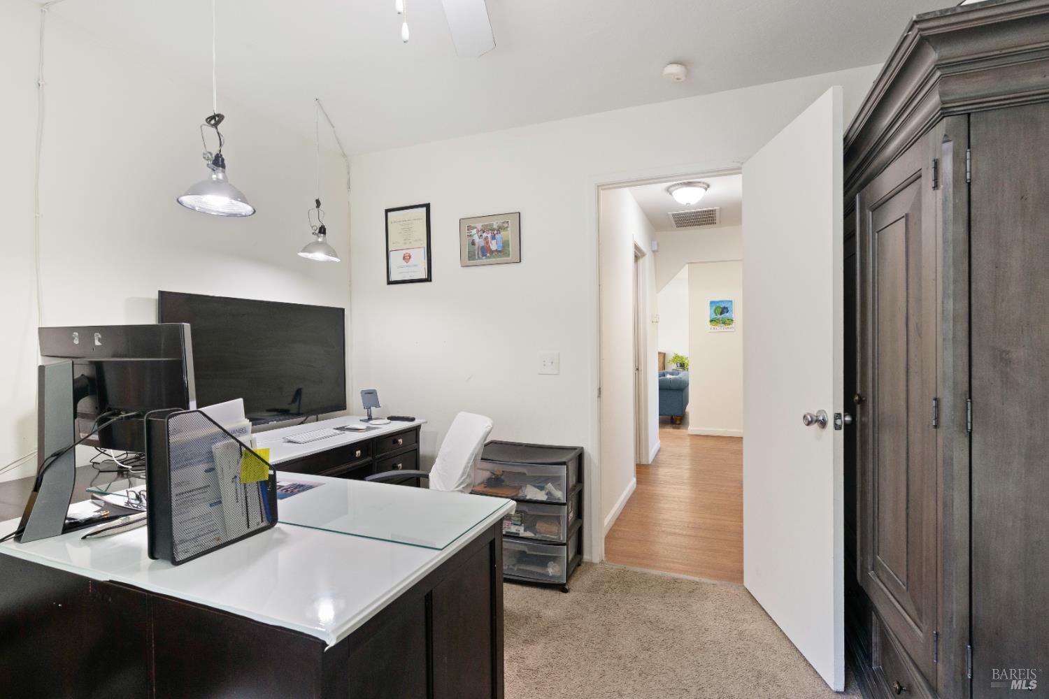 Detail Gallery Image 21 of 30 For 19894 Mountain Mdws, Hidden Valley Lake,  CA 95467 - 2 Beds | 2 Baths