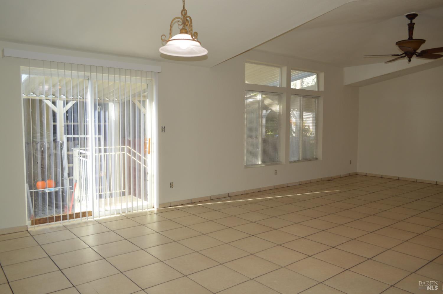 Detail Gallery Image 8 of 20 For 3900 N State St 75, Ukiah,  CA 95482 - 3 Beds | 2 Baths