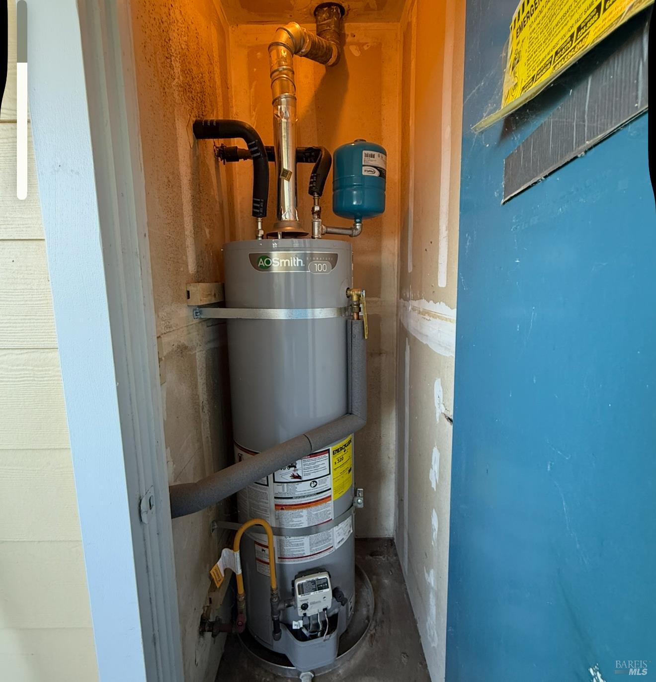 Detail Gallery Image 19 of 21 For 2754 Winding Ln, Antioch,  CA 94531 - 2 Beds | 2 Baths