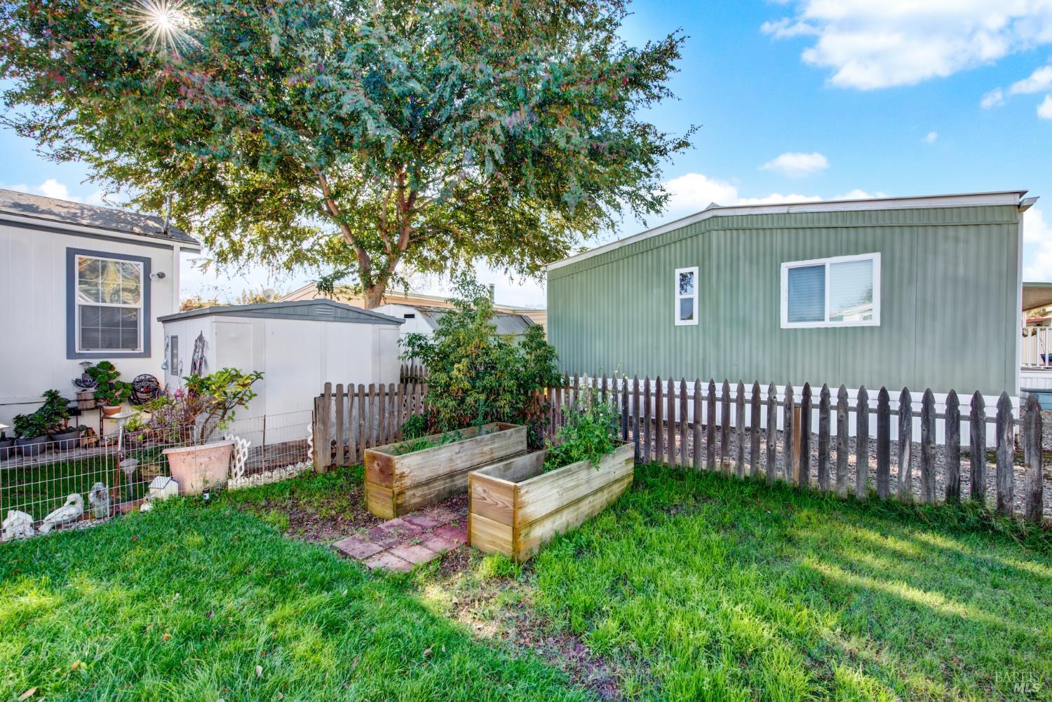 Detail Gallery Image 13 of 78 For 1597 Alamo Dr 175, Vacaville,  CA 95687 - 3 Beds | 2 Baths