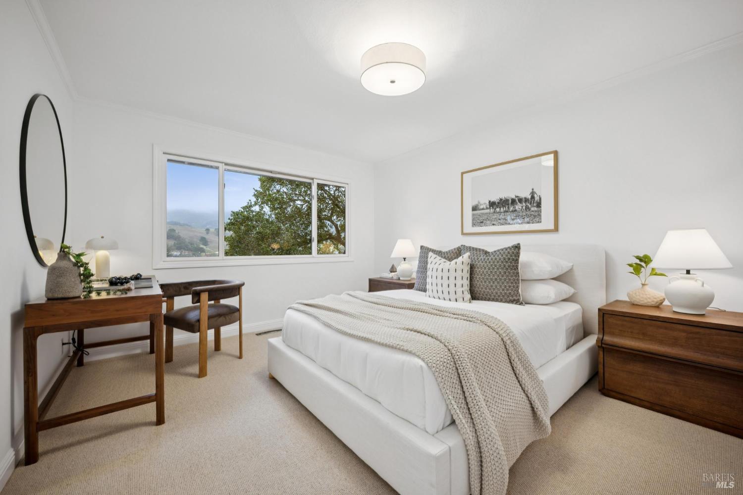 Detail Gallery Image 35 of 46 For 16 Dutch Valley Ln, San Anselmo,  CA 94960 - 4 Beds | 2 Baths