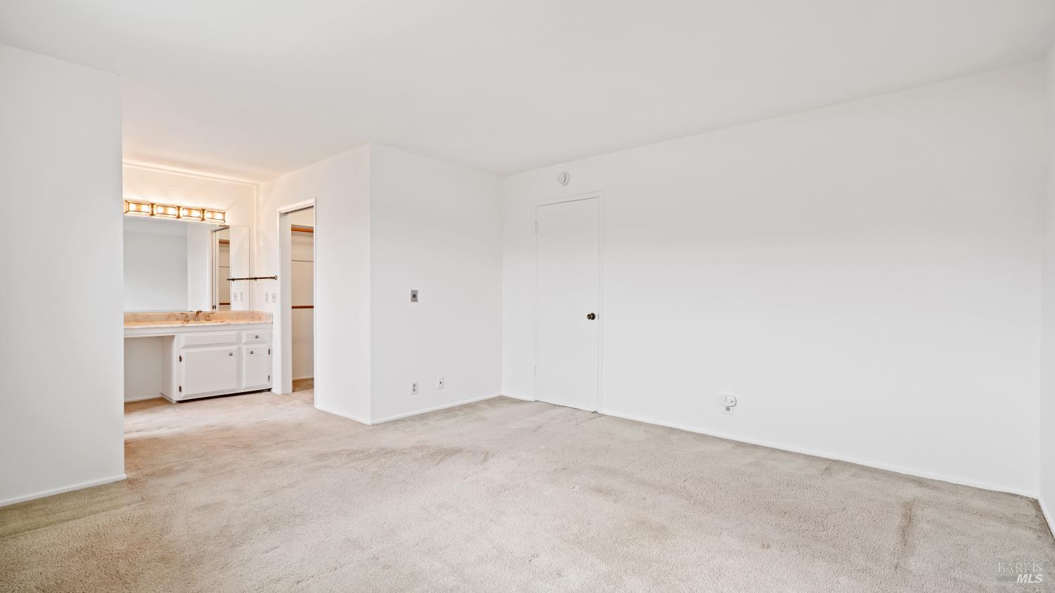 Detail Gallery Image 16 of 36 For 28 Monroe Ct, Novato,  CA 94947 - 4 Beds | 2/1 Baths