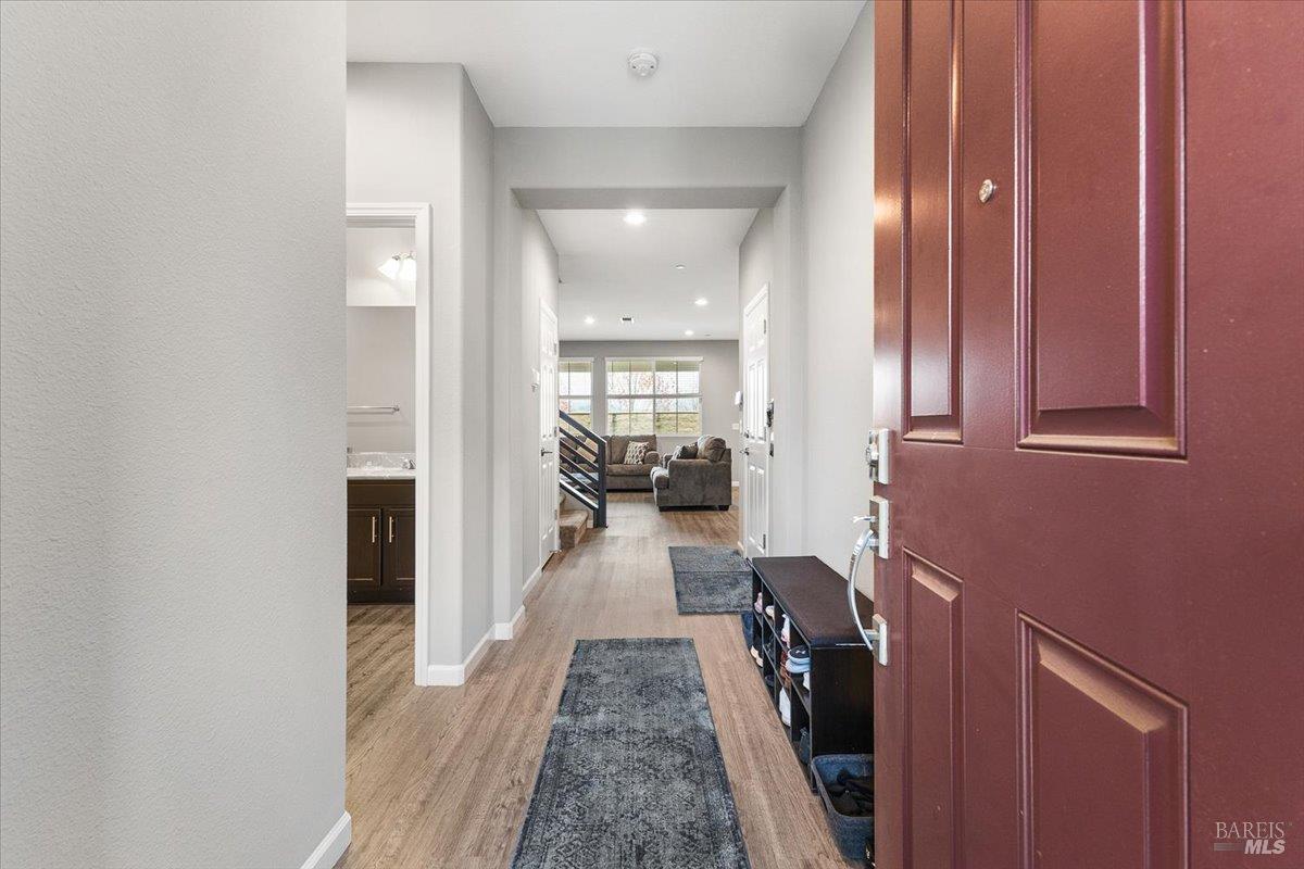 Detail Gallery Image 5 of 48 For 2180 Karen Pl, Rohnert Park,  CA 94928 - 4 Beds | 3 Baths