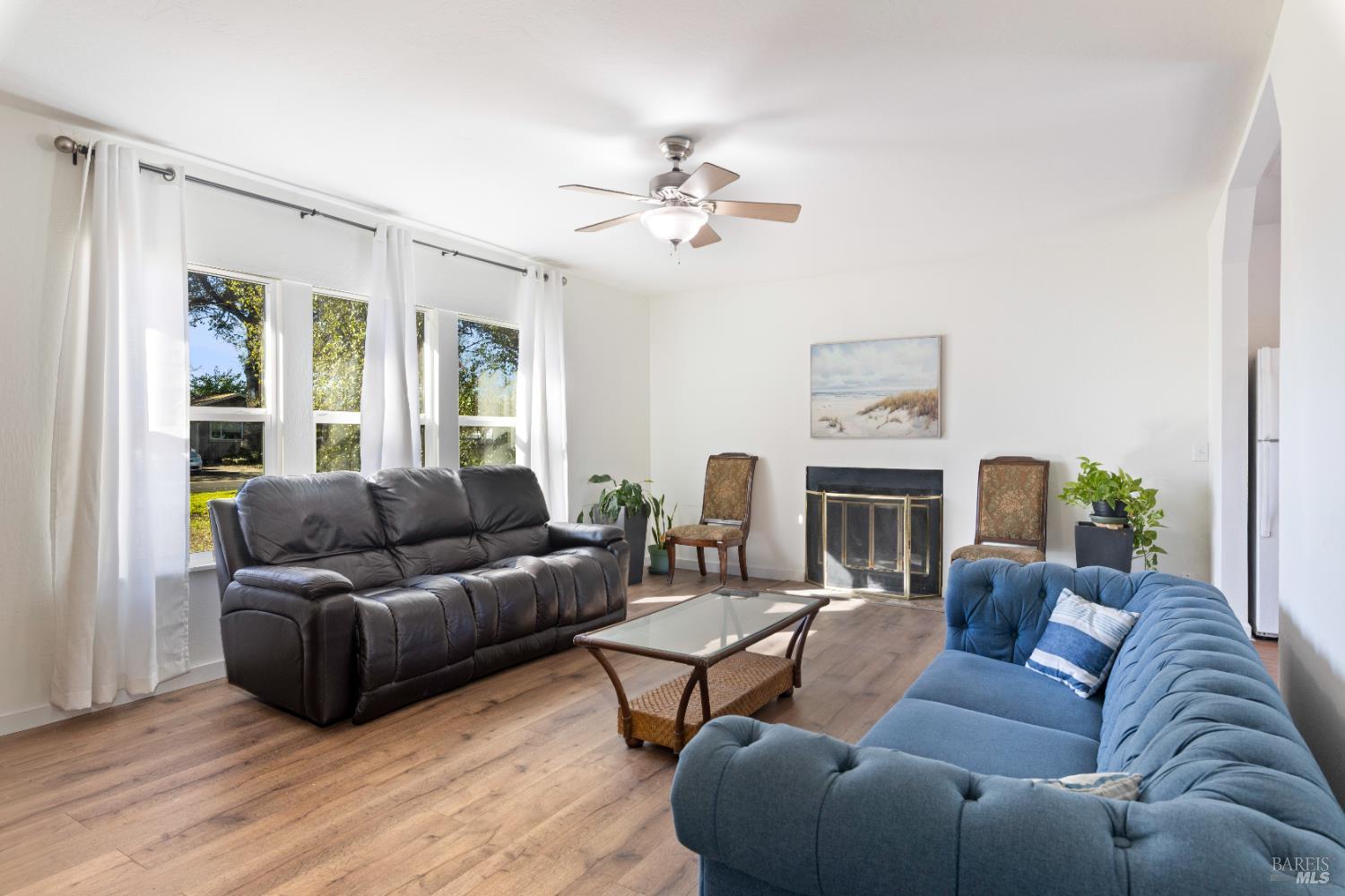 Detail Gallery Image 6 of 30 For 19894 Mountain Mdws, Hidden Valley Lake,  CA 95467 - 2 Beds | 2 Baths