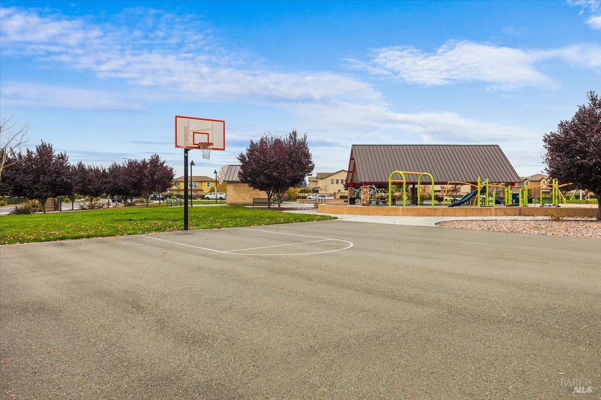 Detail Gallery Image 45 of 48 For 2180 Karen Pl, Rohnert Park,  CA 94928 - 4 Beds | 3 Baths