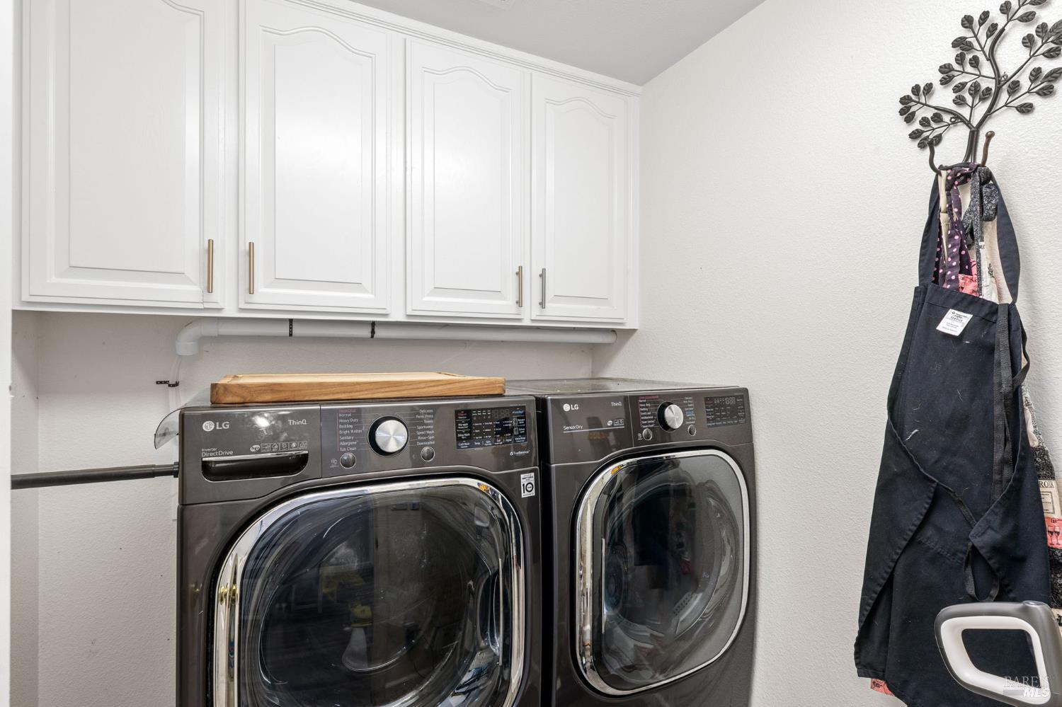 Detail Gallery Image 16 of 54 For 1049 Woodcrest Ct, Vacaville,  CA 95688 - 4 Beds | 3 Baths