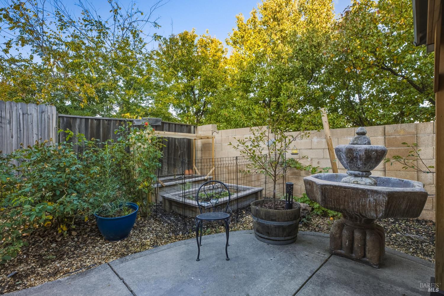 Detail Gallery Image 37 of 54 For 1049 Woodcrest Ct, Vacaville,  CA 95688 - 4 Beds | 3 Baths