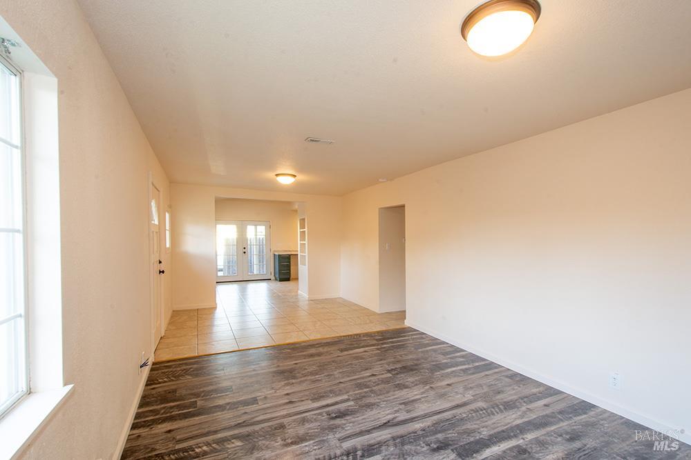 Detail Gallery Image 12 of 22 For 19191 Arnold Dr, Sonoma,  CA 95476 - 3 Beds | 2/1 Baths