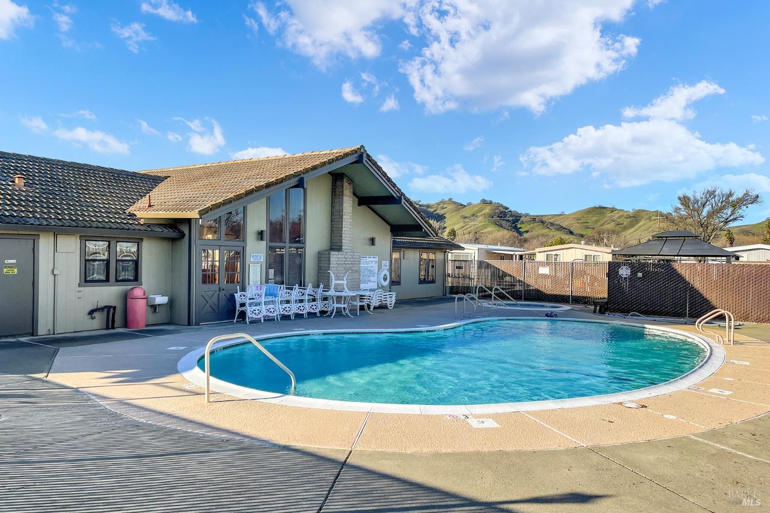 Detail Gallery Image 66 of 78 For 1597 Alamo Dr 175, Vacaville,  CA 95687 - 3 Beds | 2 Baths