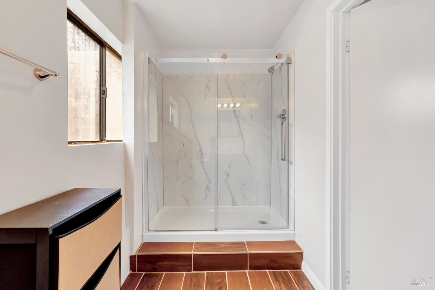 Detail Gallery Image 29 of 42 For 5798 Sunrise Dr, Lower Lake,  CA 94547 - 4 Beds | 3 Baths