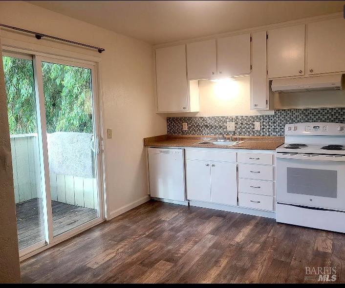 Detail Gallery Image 11 of 18 For 2424 Kenton Ct, Santa Rosa,  CA 95407 - – Beds | – Baths