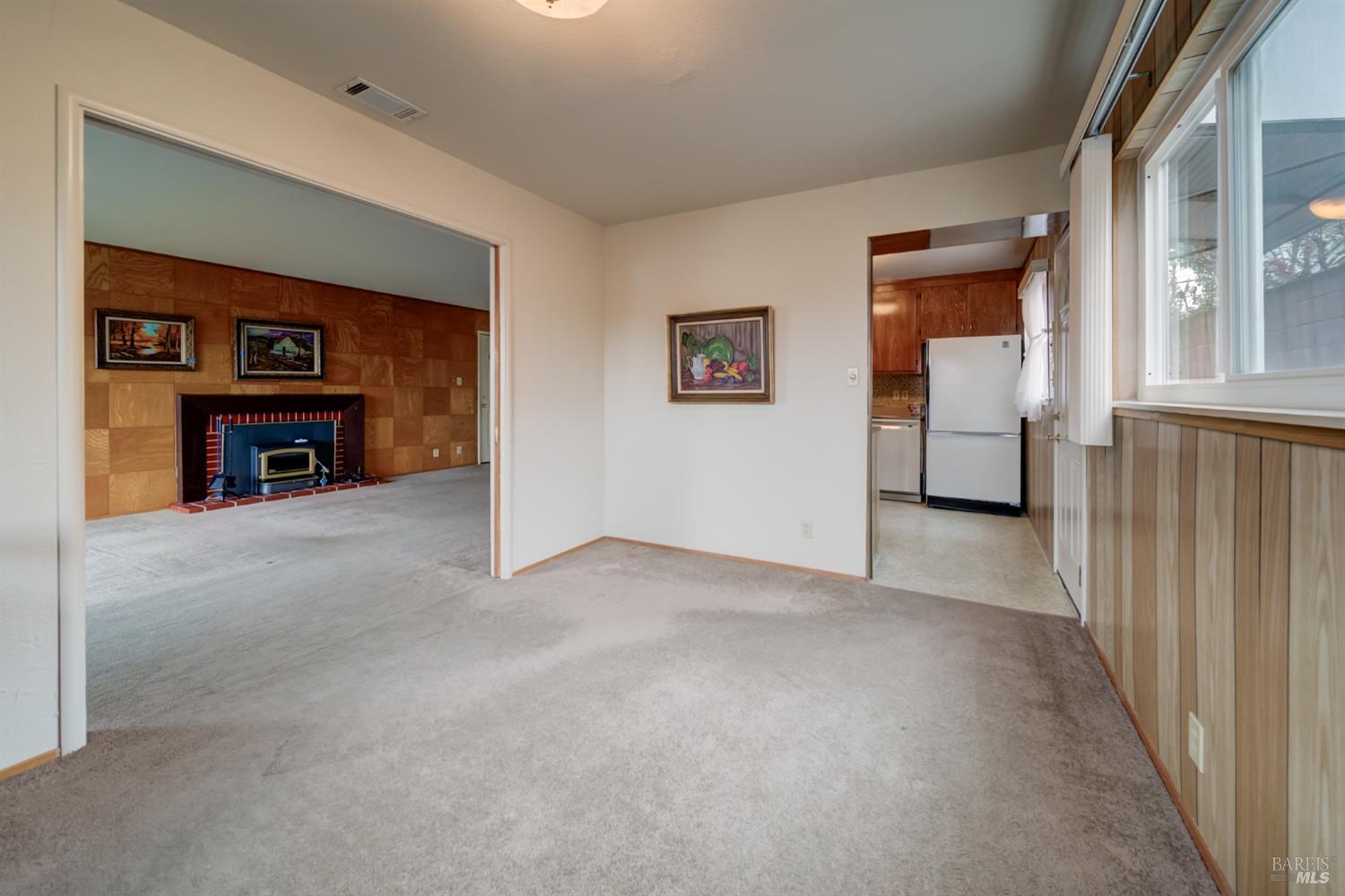 Detail Gallery Image 7 of 20 For 818 Ashwood Ave, Vallejo,  CA 94591 - 3 Beds | 2 Baths