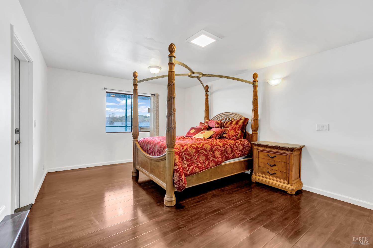 Detail Gallery Image 22 of 42 For 5798 Sunrise Dr, Lower Lake,  CA 94547 - 4 Beds | 3 Baths