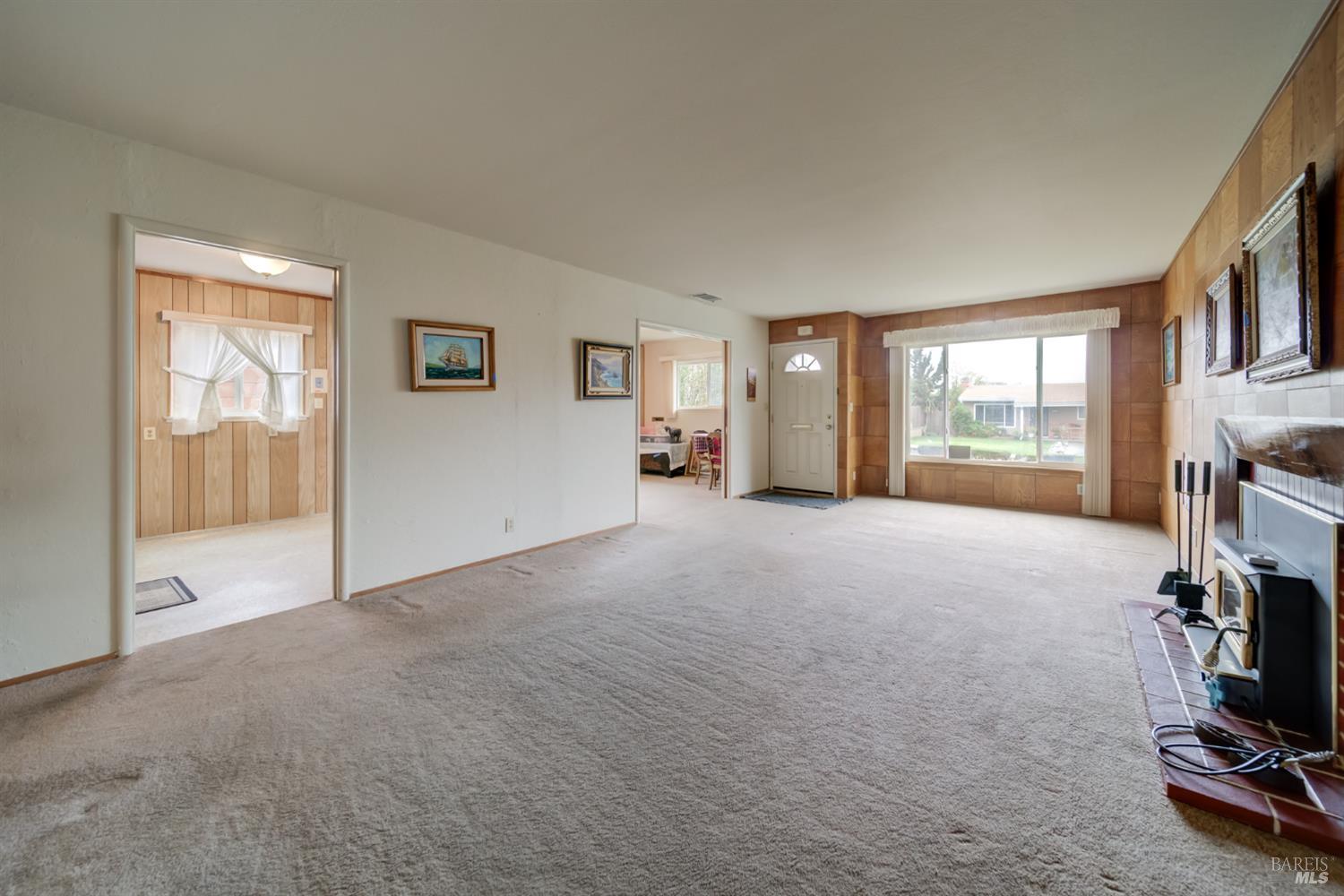 Detail Gallery Image 5 of 20 For 818 Ashwood Ave, Vallejo,  CA 94591 - 3 Beds | 2 Baths