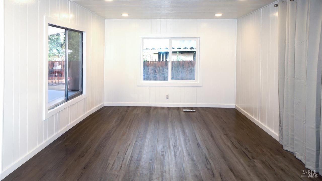 Detail Gallery Image 7 of 21 For 74 Ranchito Ct, Santa Rosa,  CA 95403 - 1 Beds | 1 Baths