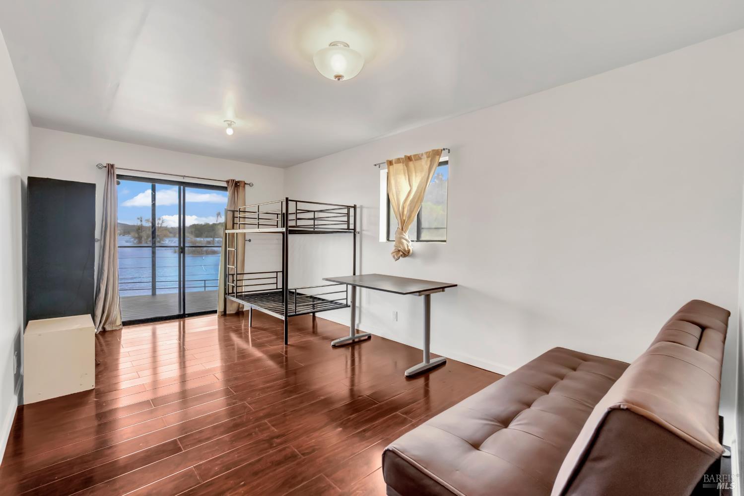 Detail Gallery Image 30 of 42 For 5798 Sunrise Dr, Lower Lake,  CA 94547 - 4 Beds | 3 Baths