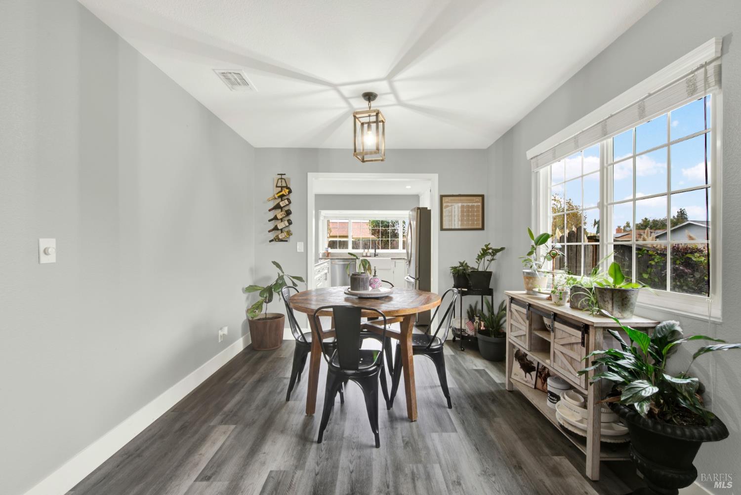 Detail Gallery Image 24 of 79 For 595 Sawyer Ct, Dixon,  CA 95620 - 4 Beds | 2 Baths