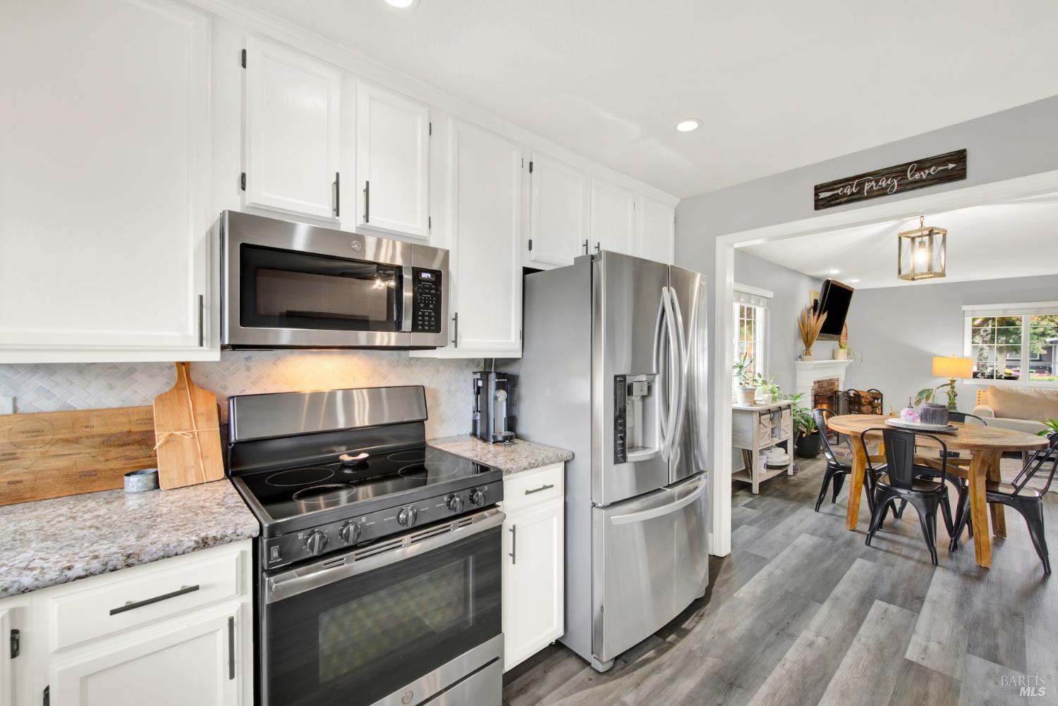 Detail Gallery Image 31 of 79 For 595 Sawyer Ct, Dixon,  CA 95620 - 4 Beds | 2 Baths