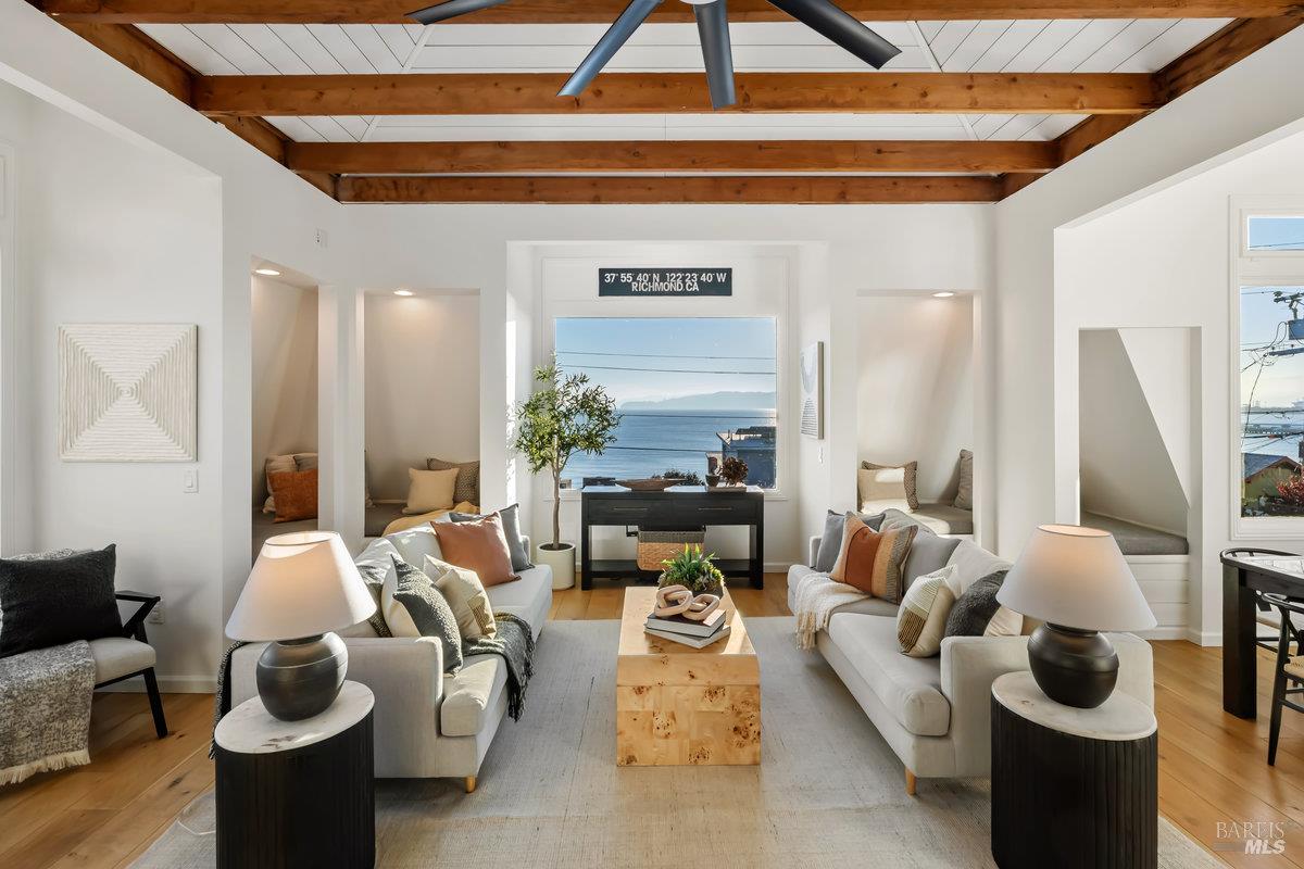 Detail Gallery Image 11 of 95 For 700 Ocean Ave, Richmond,  CA 94801 - 3 Beds | 2/1 Baths