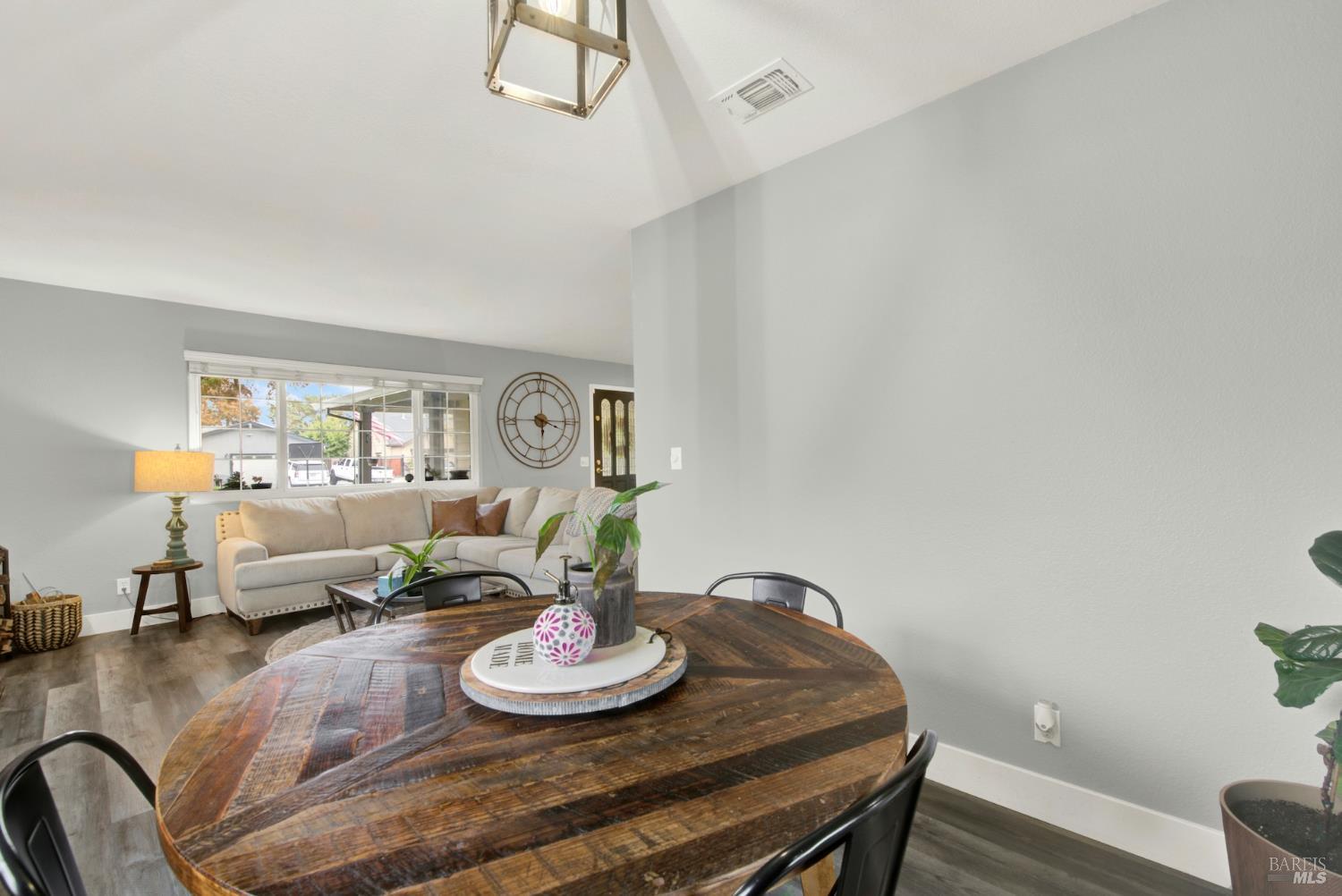 Detail Gallery Image 26 of 79 For 595 Sawyer Ct, Dixon,  CA 95620 - 4 Beds | 2 Baths