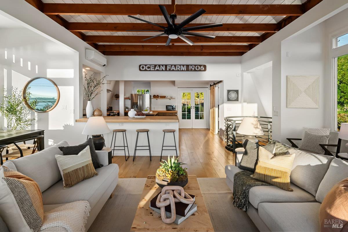 Detail Gallery Image 13 of 95 For 700 Ocean Ave, Richmond,  CA 94801 - 3 Beds | 2/1 Baths