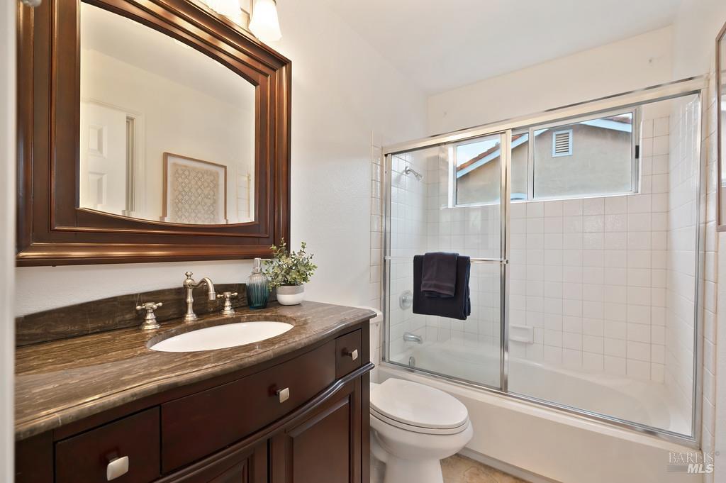 Detail Gallery Image 26 of 51 For 2222 Silver Fox Cir, Fairfield,  CA 94534 - 4 Beds | 3 Baths