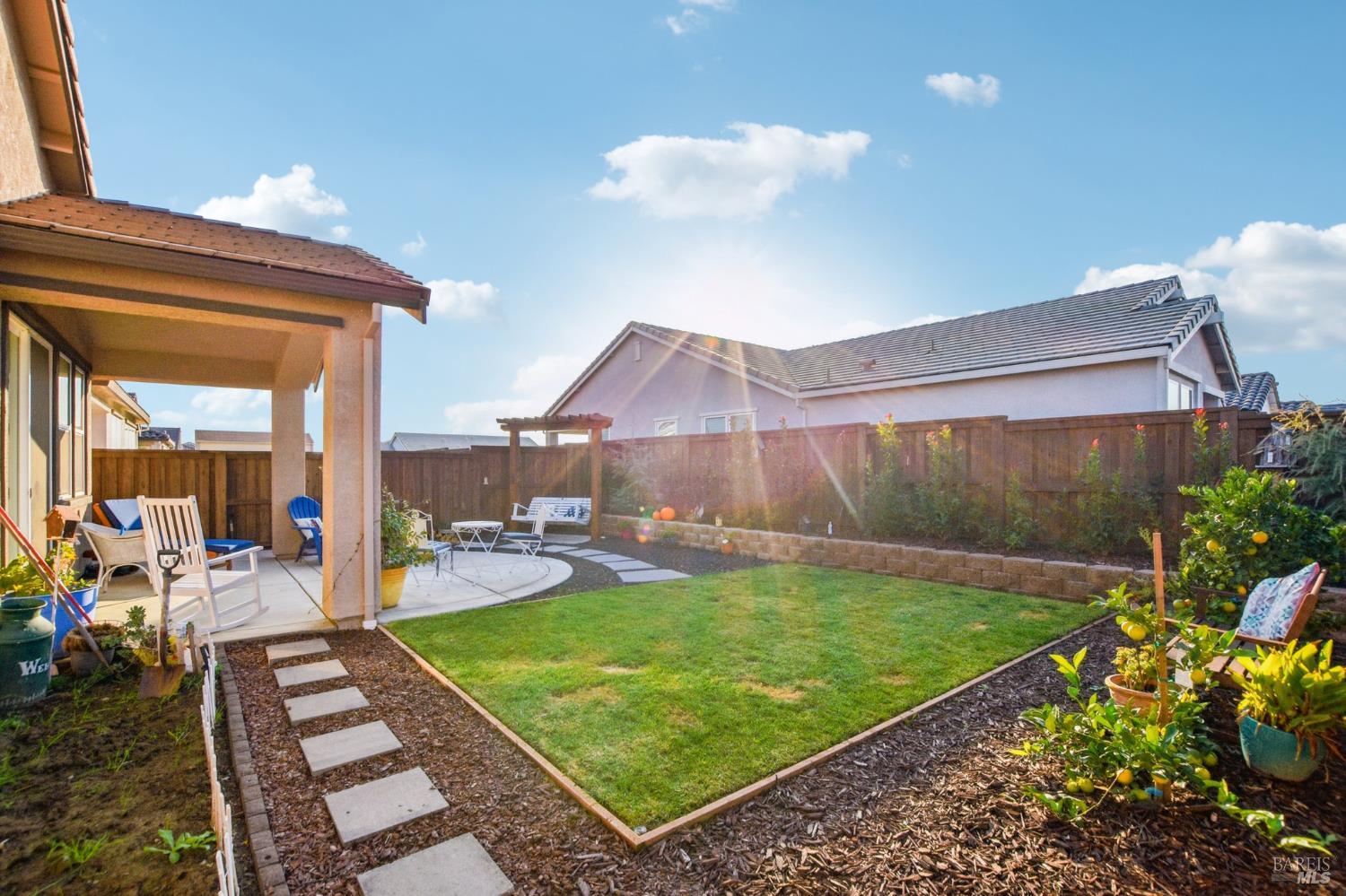 Detail Gallery Image 29 of 36 For 300 White Owl St, Dixon,  CA 95620 - 2 Beds | 2 Baths