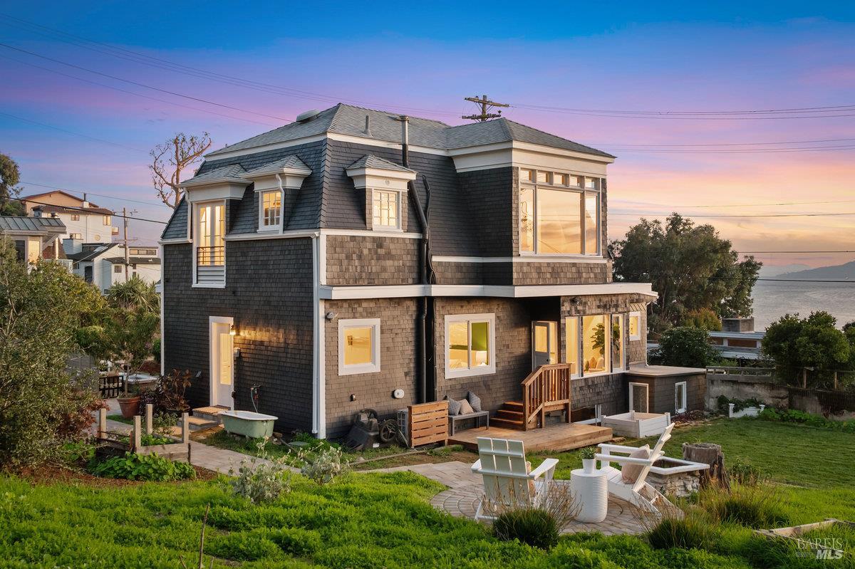 Detail Gallery Image 72 of 95 For 700 Ocean Ave, Richmond,  CA 94801 - 3 Beds | 2/1 Baths