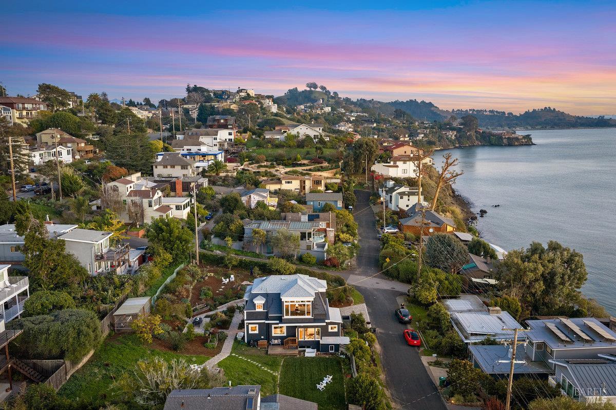 Detail Gallery Image 89 of 95 For 700 Ocean Ave, Richmond,  CA 94801 - 3 Beds | 2/1 Baths