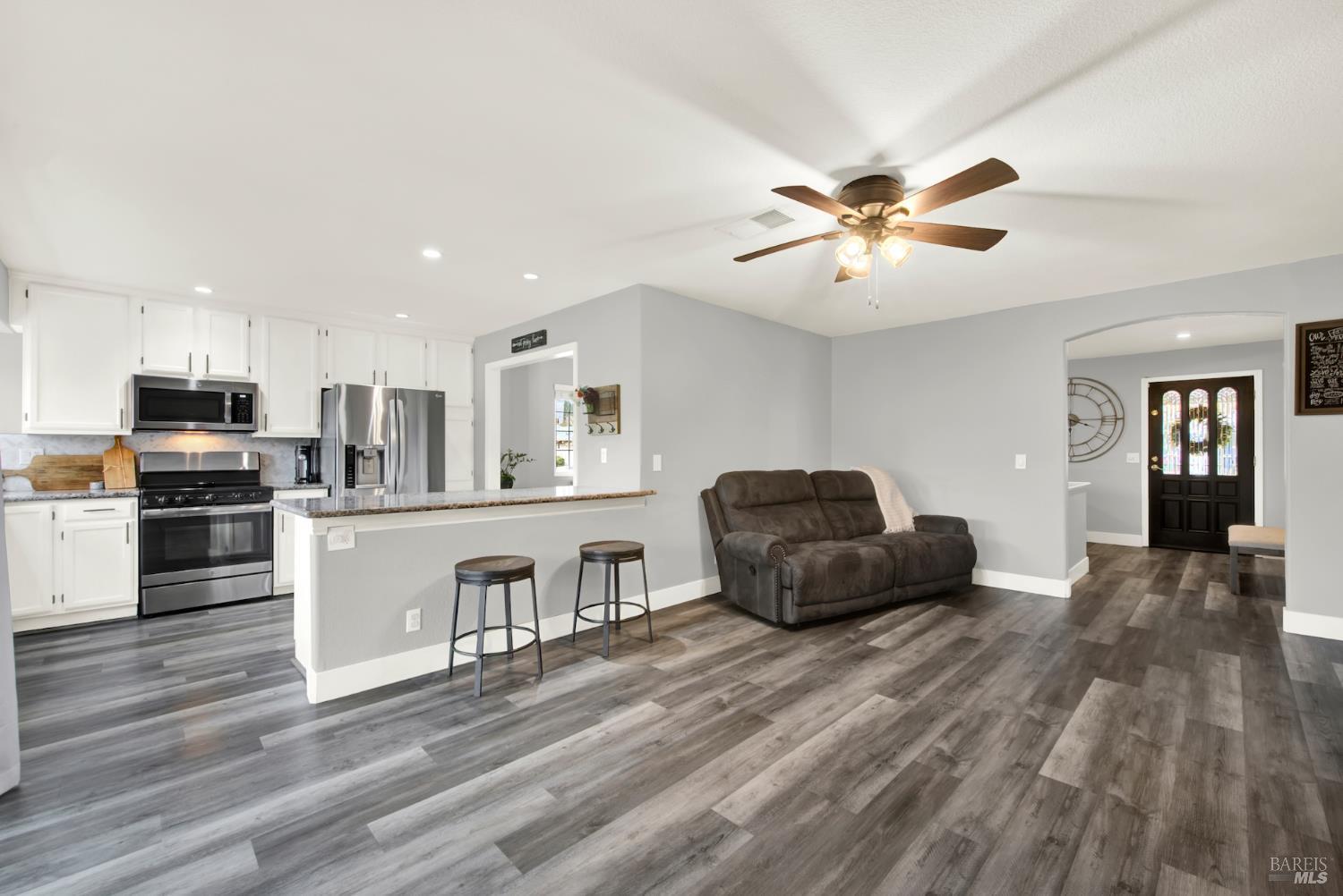 Detail Gallery Image 39 of 79 For 595 Sawyer Ct, Dixon,  CA 95620 - 4 Beds | 2 Baths