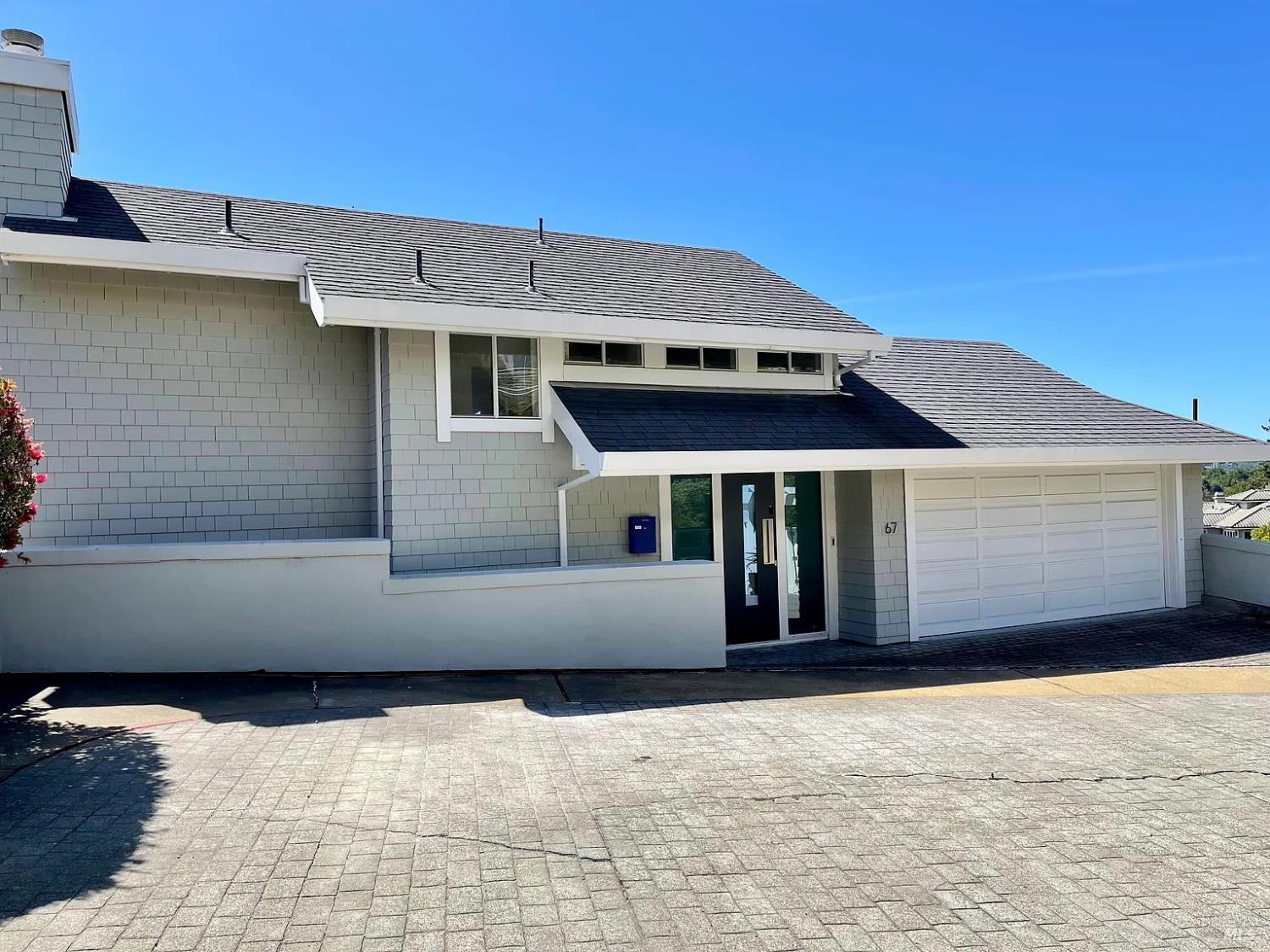 Detail Gallery Image 2 of 39 For 67 via Los Altos Unkn, Tiburon,  CA 94920 - 5 Beds | 5/1 Baths