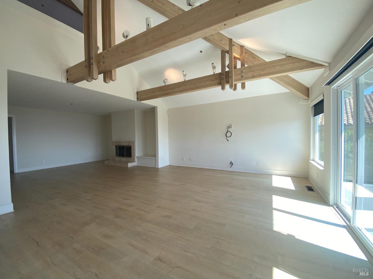 Detail Gallery Image 11 of 39 For 67 via Los Altos Unkn, Tiburon,  CA 94920 - 5 Beds | 5/1 Baths