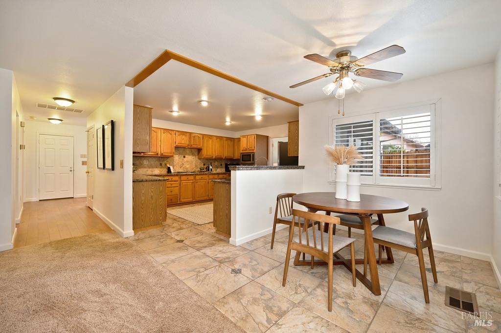 Detail Gallery Image 18 of 51 For 2222 Silver Fox Cir, Fairfield,  CA 94534 - 4 Beds | 3 Baths