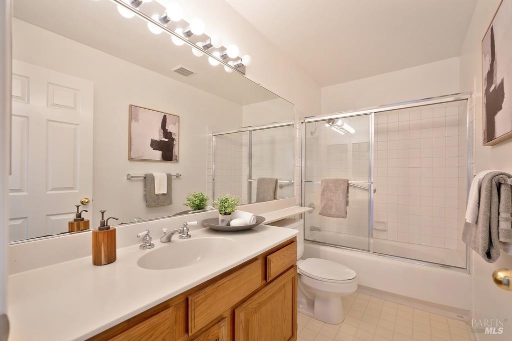 Detail Gallery Image 30 of 51 For 2222 Silver Fox Cir, Fairfield,  CA 94534 - 4 Beds | 3 Baths