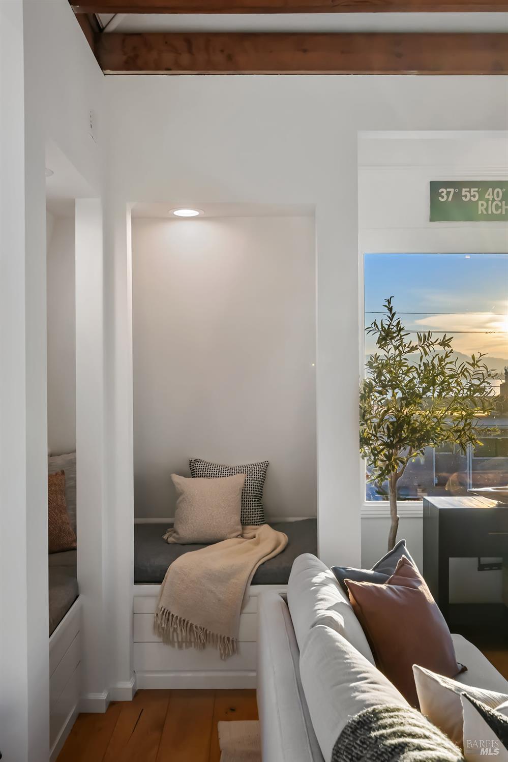 Detail Gallery Image 16 of 95 For 700 Ocean Ave, Richmond,  CA 94801 - 3 Beds | 2/1 Baths