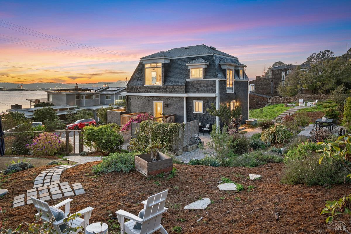 Detail Gallery Image 78 of 95 For 700 Ocean Ave, Richmond,  CA 94801 - 3 Beds | 2/1 Baths