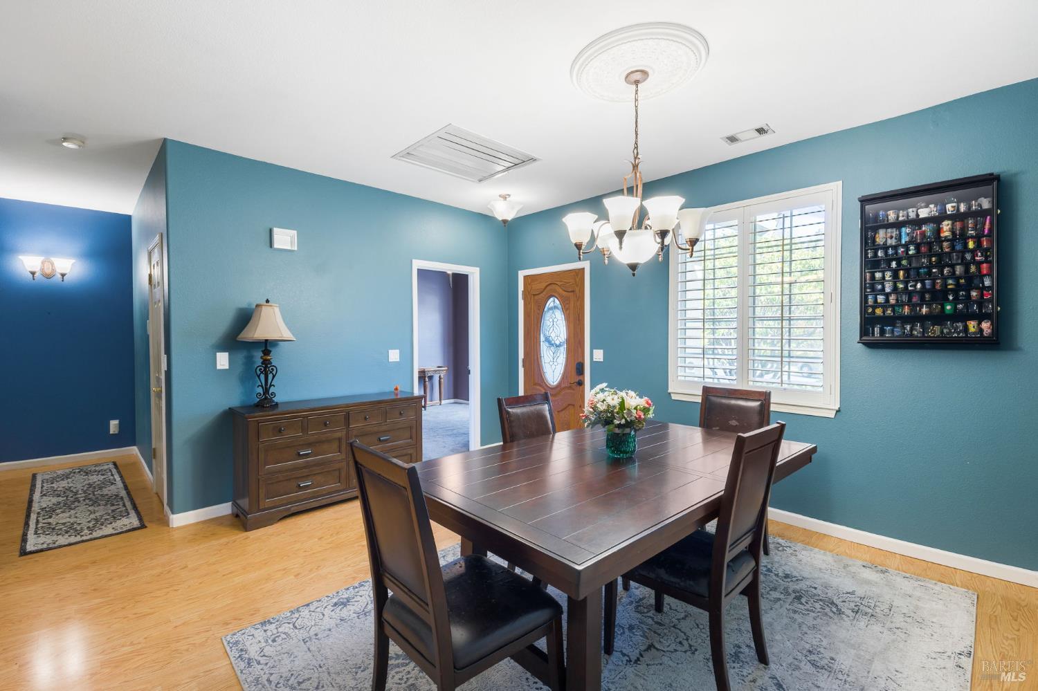 Detail Gallery Image 10 of 48 For 436 Wick Ct, Vacaville,  CA 95687 - 4 Beds | 3 Baths