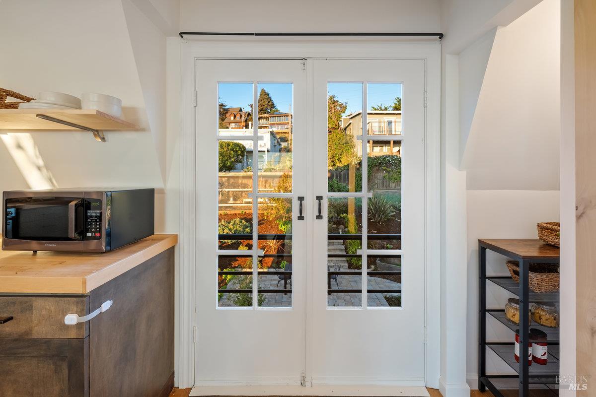 Detail Gallery Image 32 of 95 For 700 Ocean Ave, Richmond,  CA 94801 - 3 Beds | 2/1 Baths