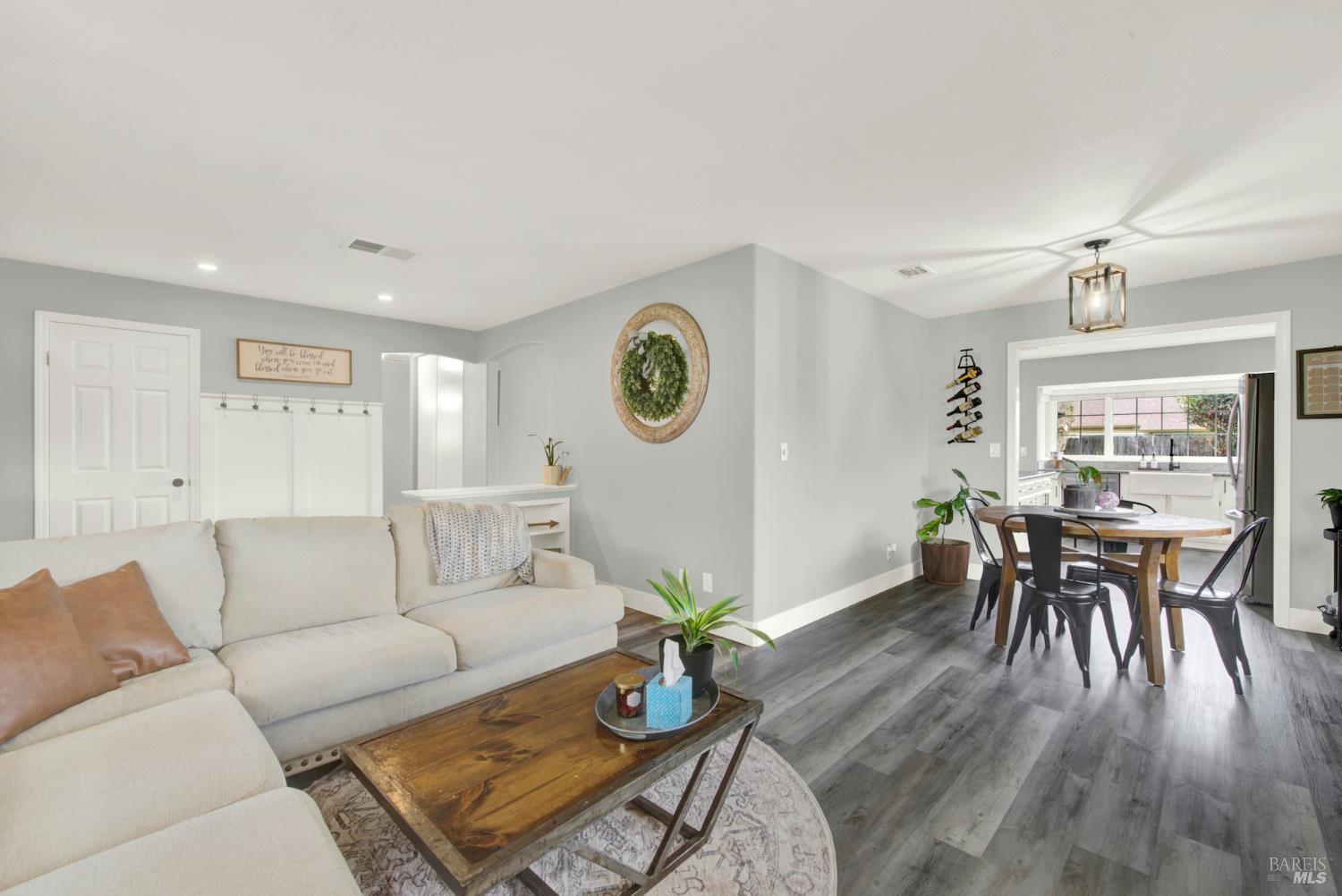 Detail Gallery Image 22 of 79 For 595 Sawyer Ct, Dixon,  CA 95620 - 4 Beds | 2 Baths