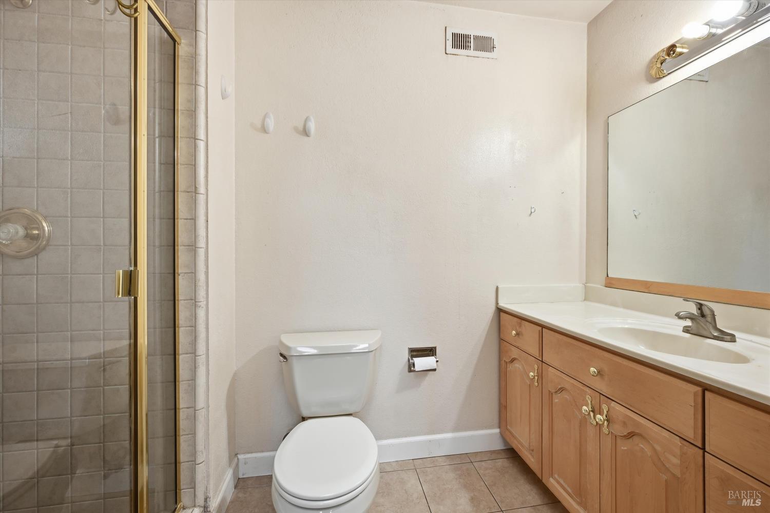 Detail Gallery Image 28 of 30 For 1633 Montana Vista St, Lakeport,  CA 95453 - 3 Beds | 2/1 Baths