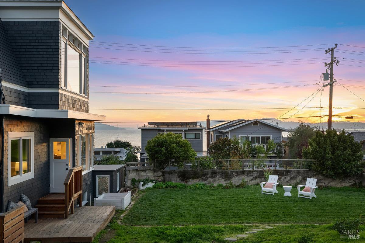 Detail Gallery Image 69 of 95 For 700 Ocean Ave, Richmond,  CA 94801 - 3 Beds | 2/1 Baths