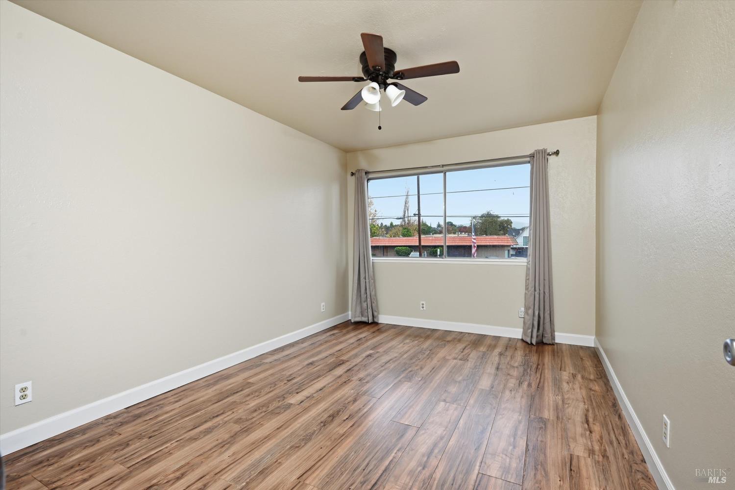 Detail Gallery Image 30 of 30 For 1633 Montana Vista St, Lakeport,  CA 95453 - 3 Beds | 2/1 Baths